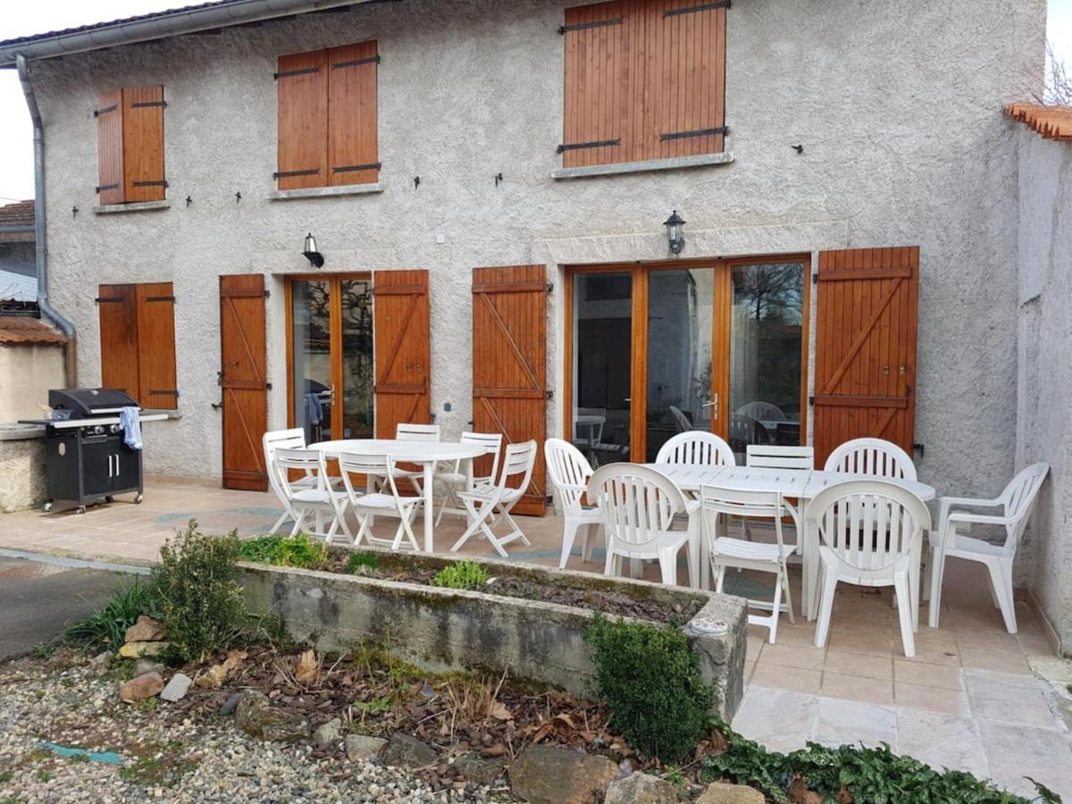 Grande Maison Ideale Reunions Familiales * Nervieux